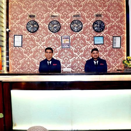 Hotel B.R. Inn Pānīpat Dış mekan fotoğraf
