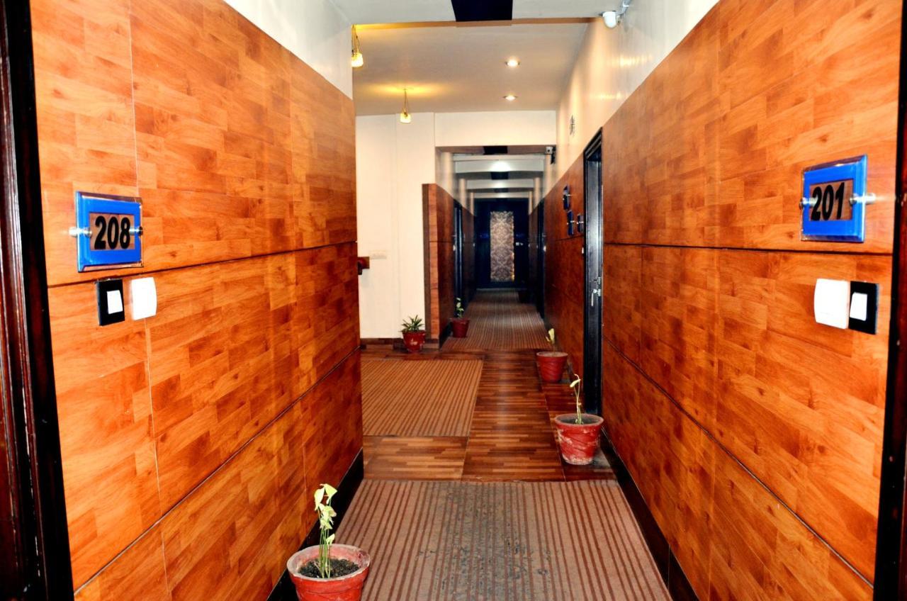 Hotel B.R. Inn Pānīpat Dış mekan fotoğraf